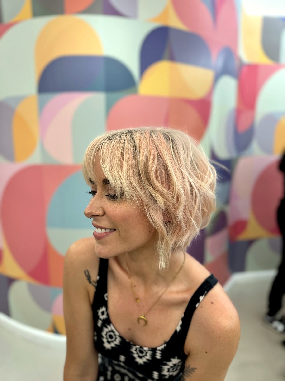 Short textured pink pixie cut, front view, Beyond Salon San Juan Puerto Rico
